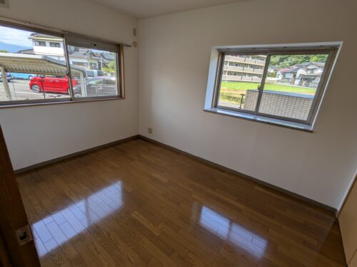 現在リフォーム中の為、同型のお部屋写真です。(内装)